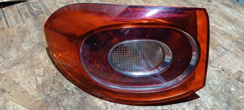 Фонарь Volkswagen Tiguan 2009 5N1