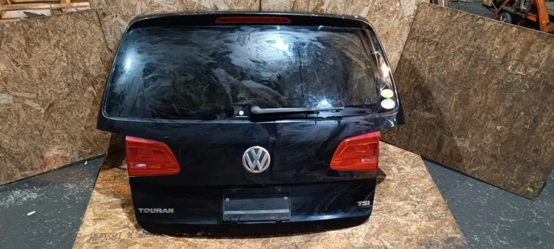 Крышка багажника Volkswagen Touran 2011 1T3