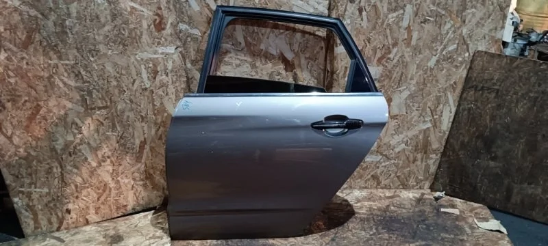 Дверь Citroen C4 2018 B7