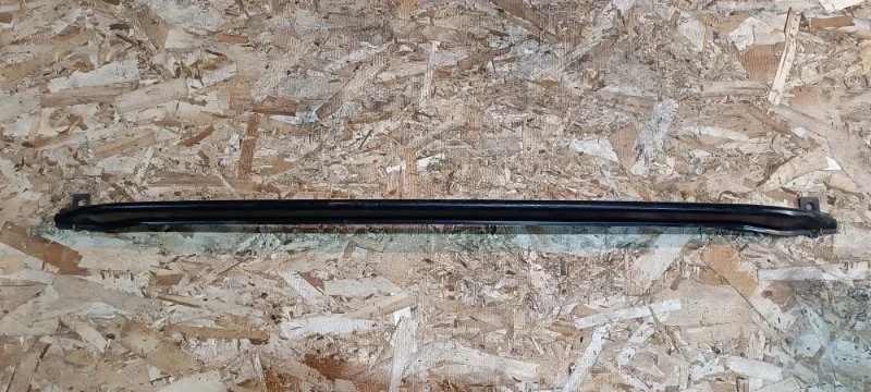 Поперечина (усилитель металлический) Volkswagen Golf 2011 5K1