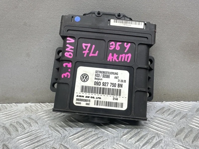 Блок управления кпп Volkswagen Touareg 7L