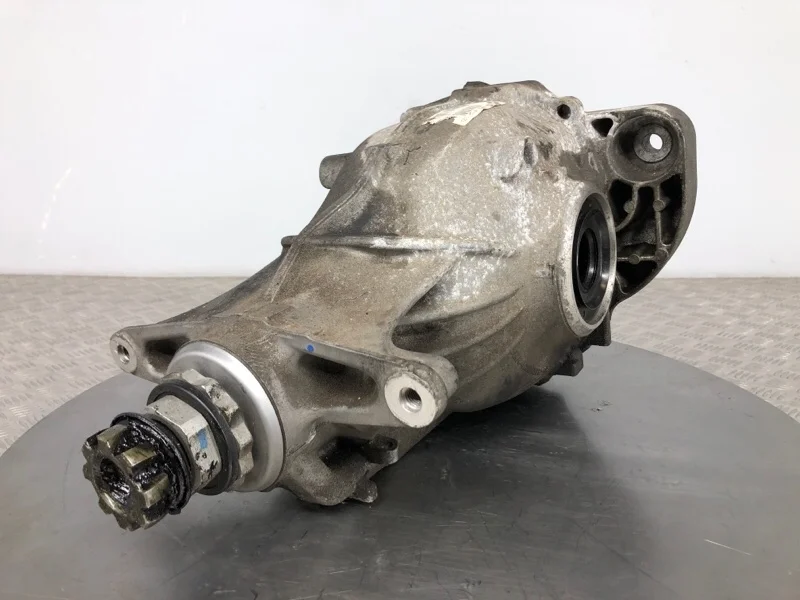 Редуктор BMW 6 F06