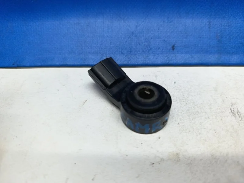 Датчик детонации Toyota Camry 2011 8961520090 ACV40