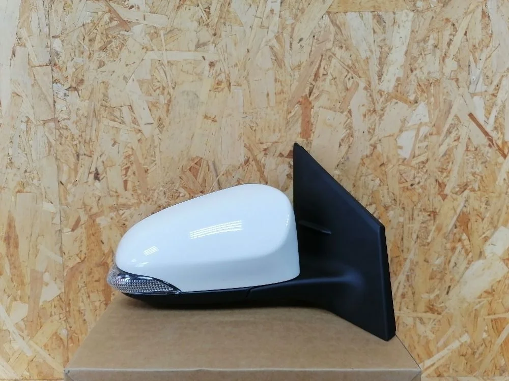 Зеркало правое Toyota Corolla XI (2012—2016)