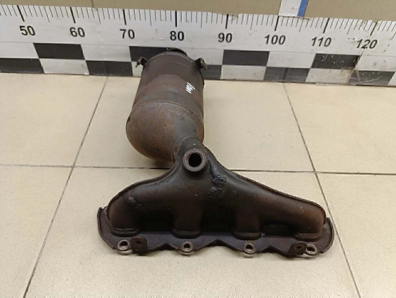 Коллектор выпускной Polo (Sed RUS) 2011>