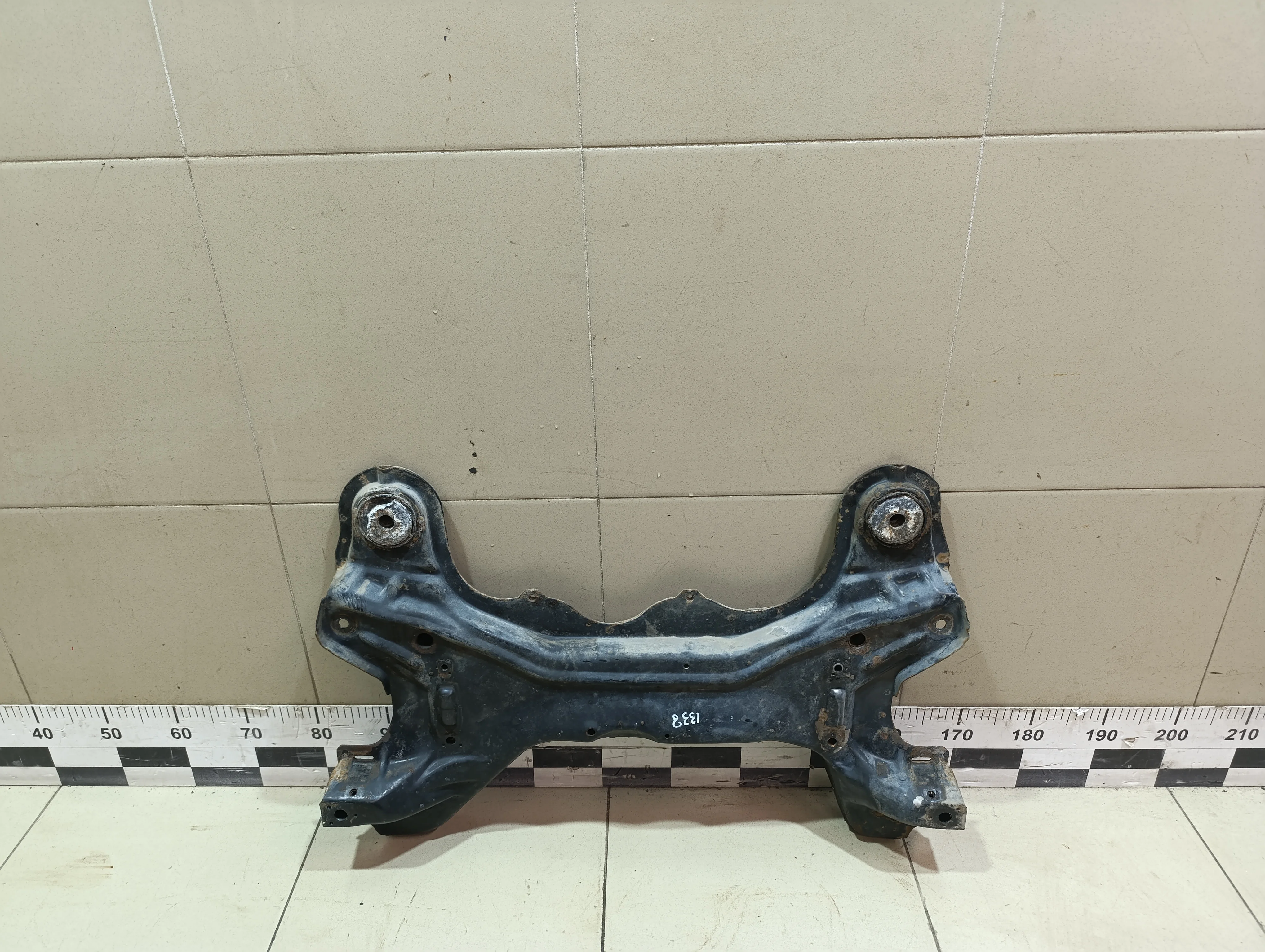 Балка подмоторная A3 (8L1) 1996-2003