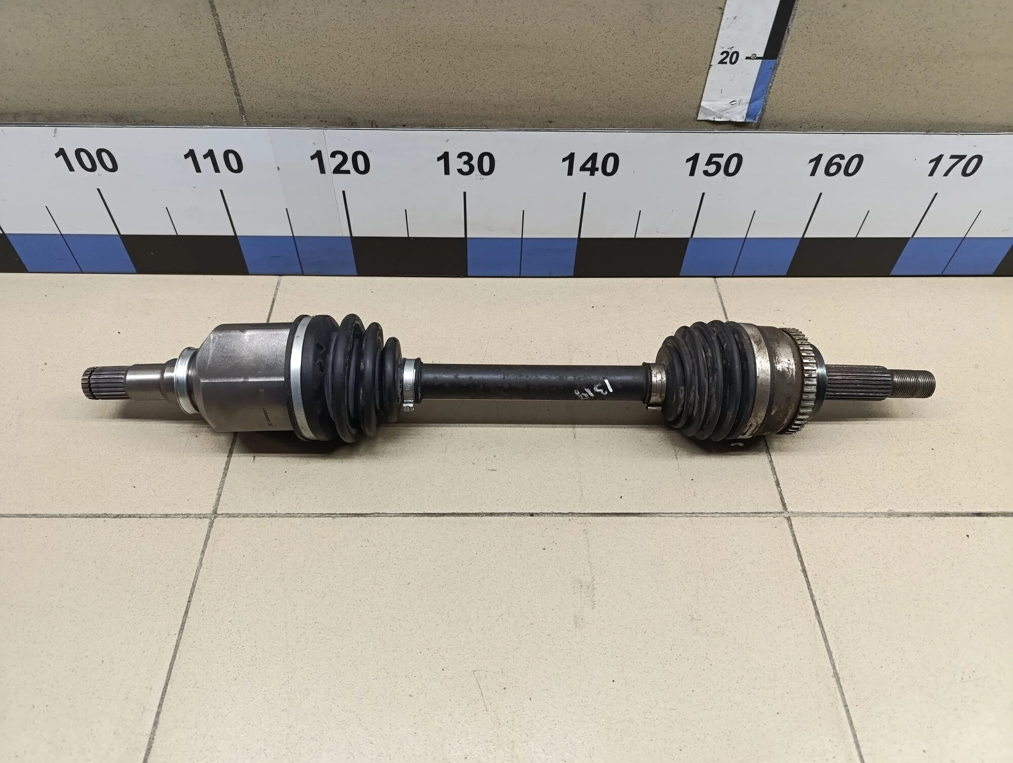 Полуось передняя левая Corolla E12 2001-2006