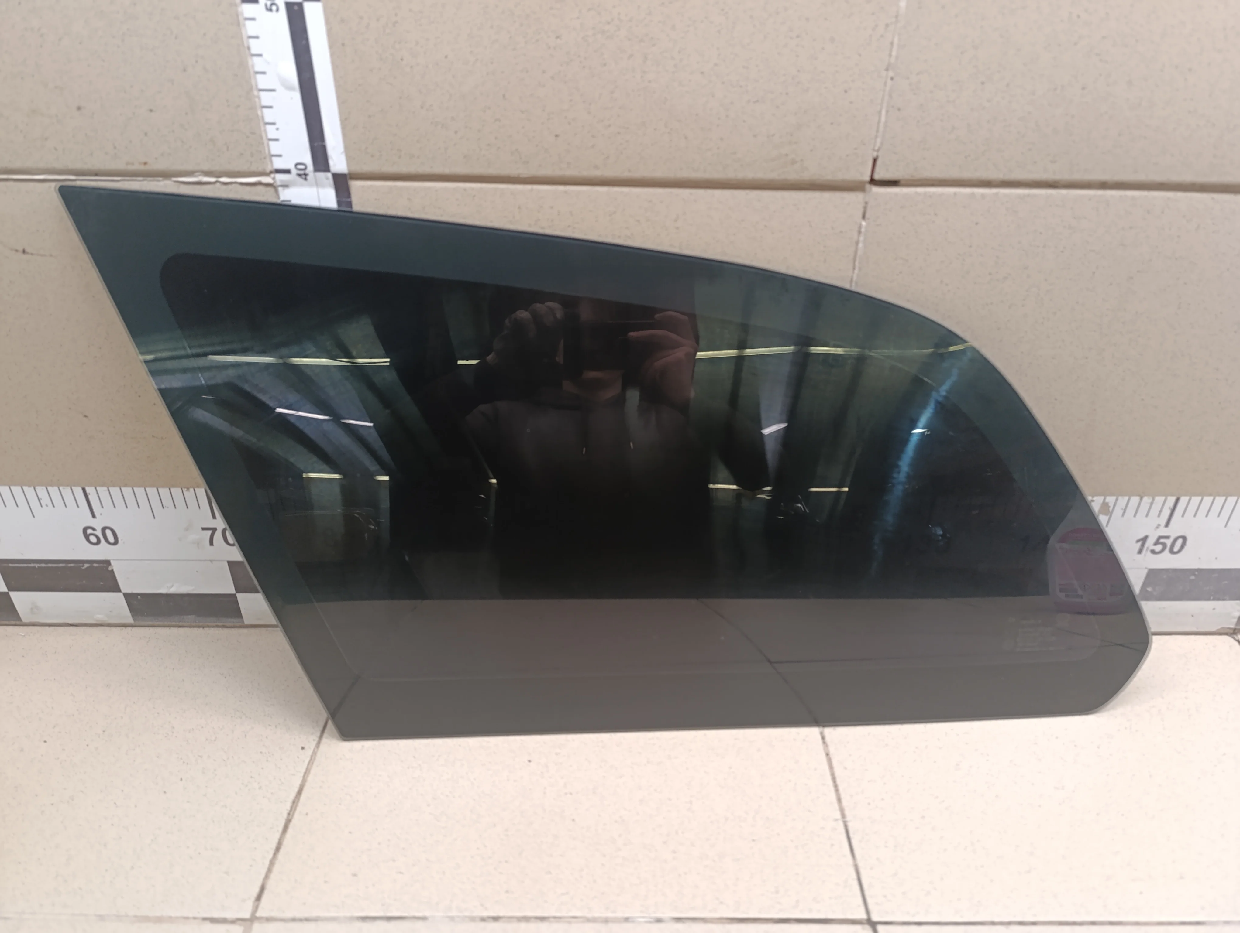 Стекло кузовное глухое левое Lacetti 2003-2013