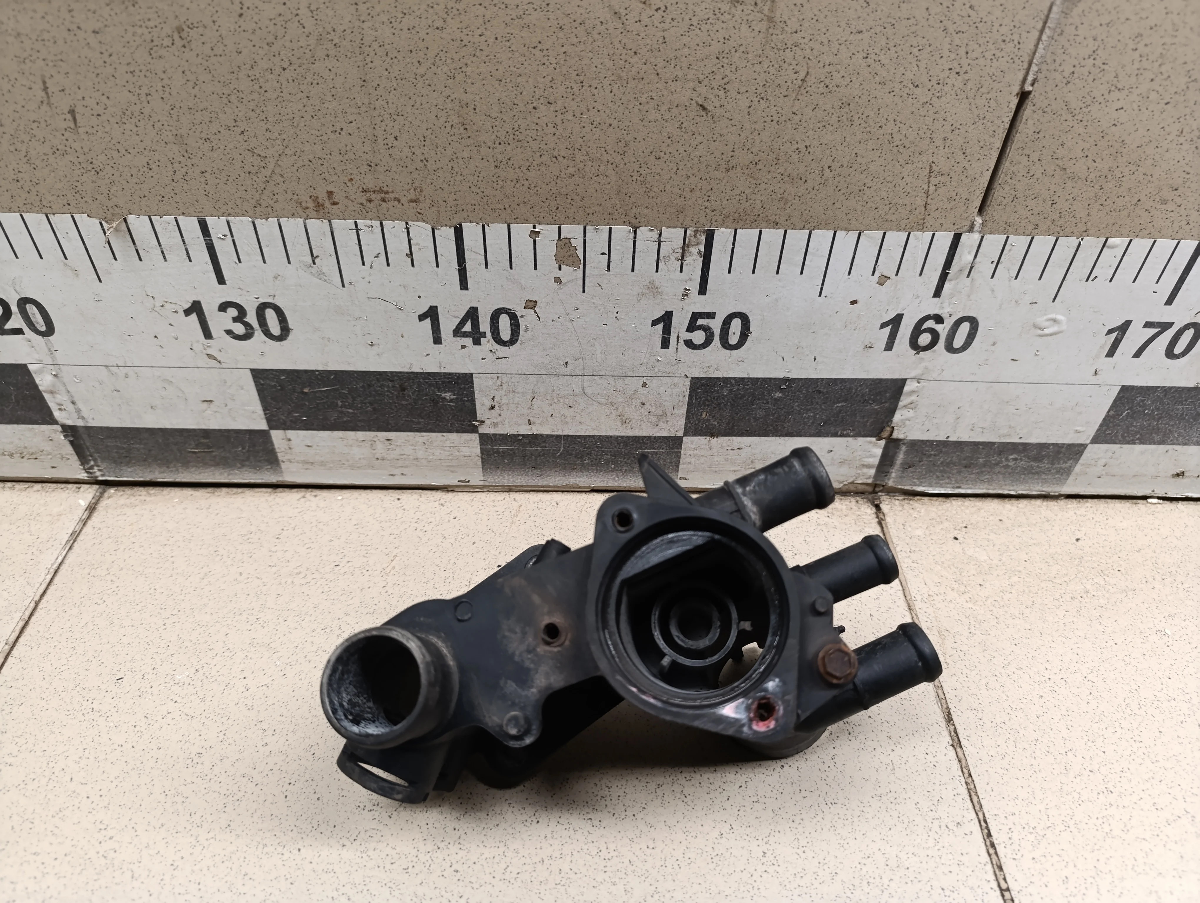 Корпус термостата Octavia (A4 1U-) 2000-2011