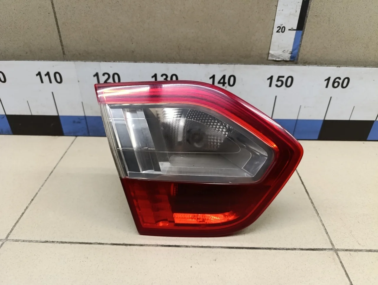 Фонарь задний внутренний левый Fluence 2010>