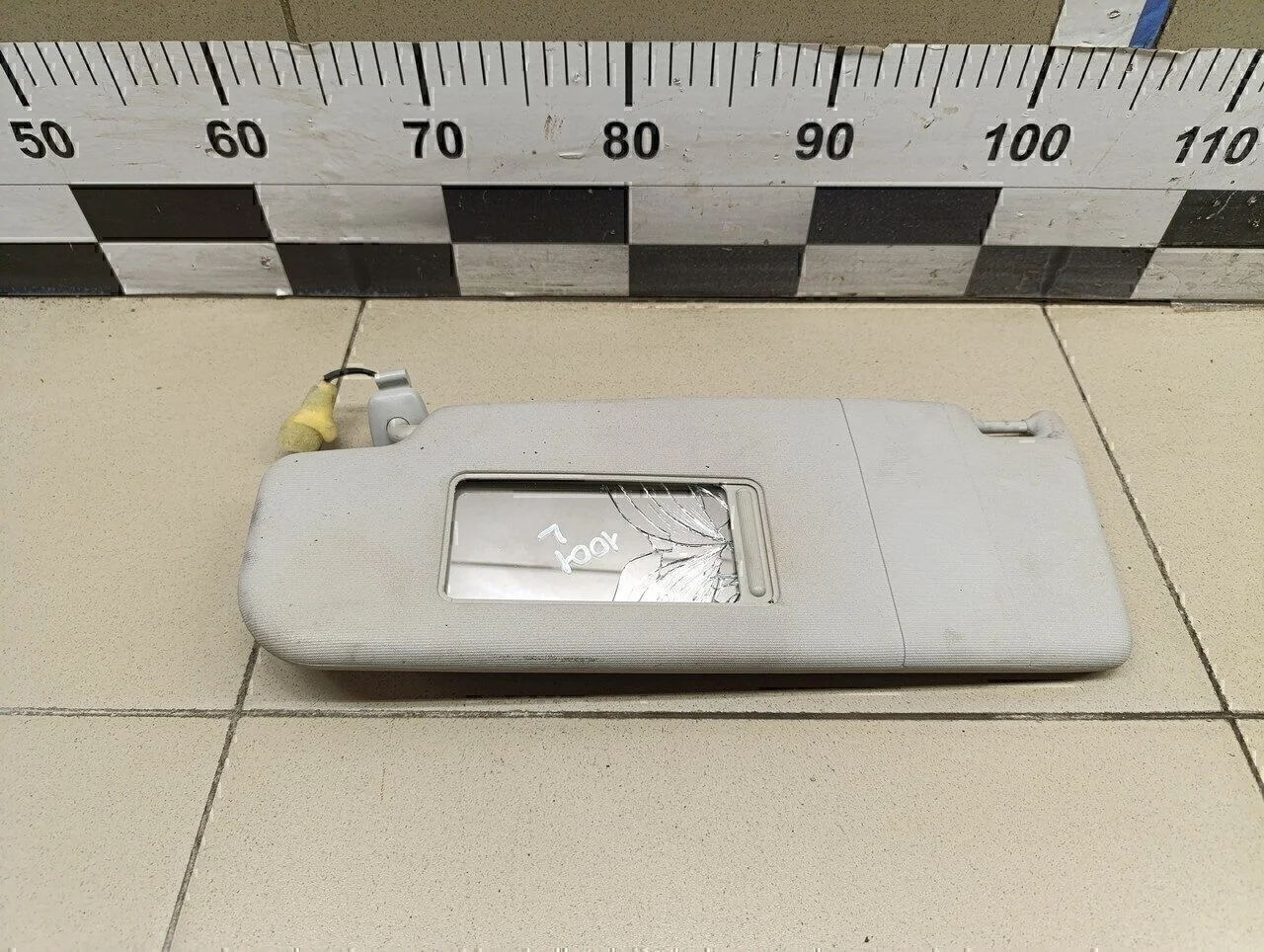 Козырек солнцезащитный (внутри) Jetta 2011>