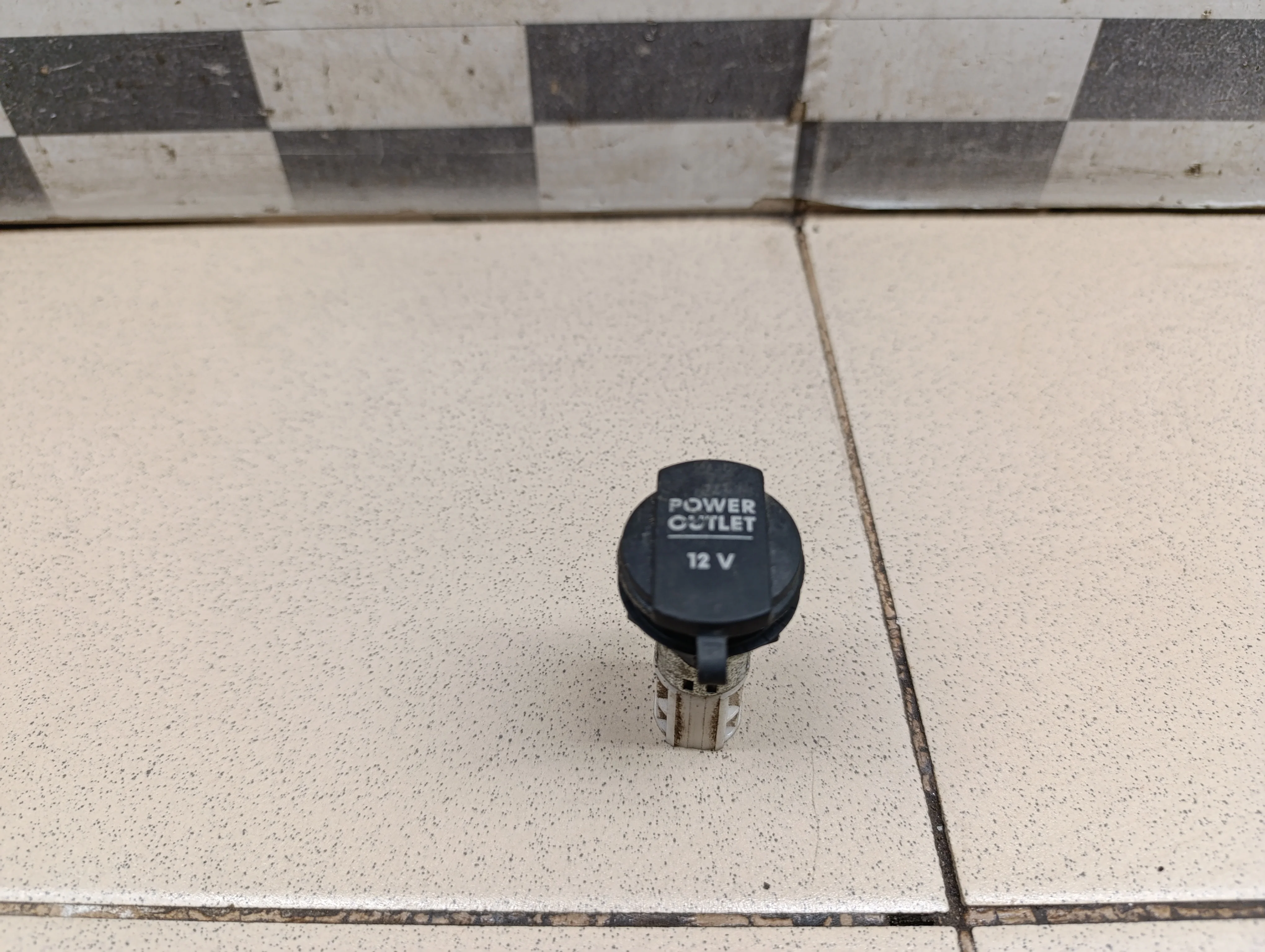 Розетка Octavia (A4 1U-) 2000-2011