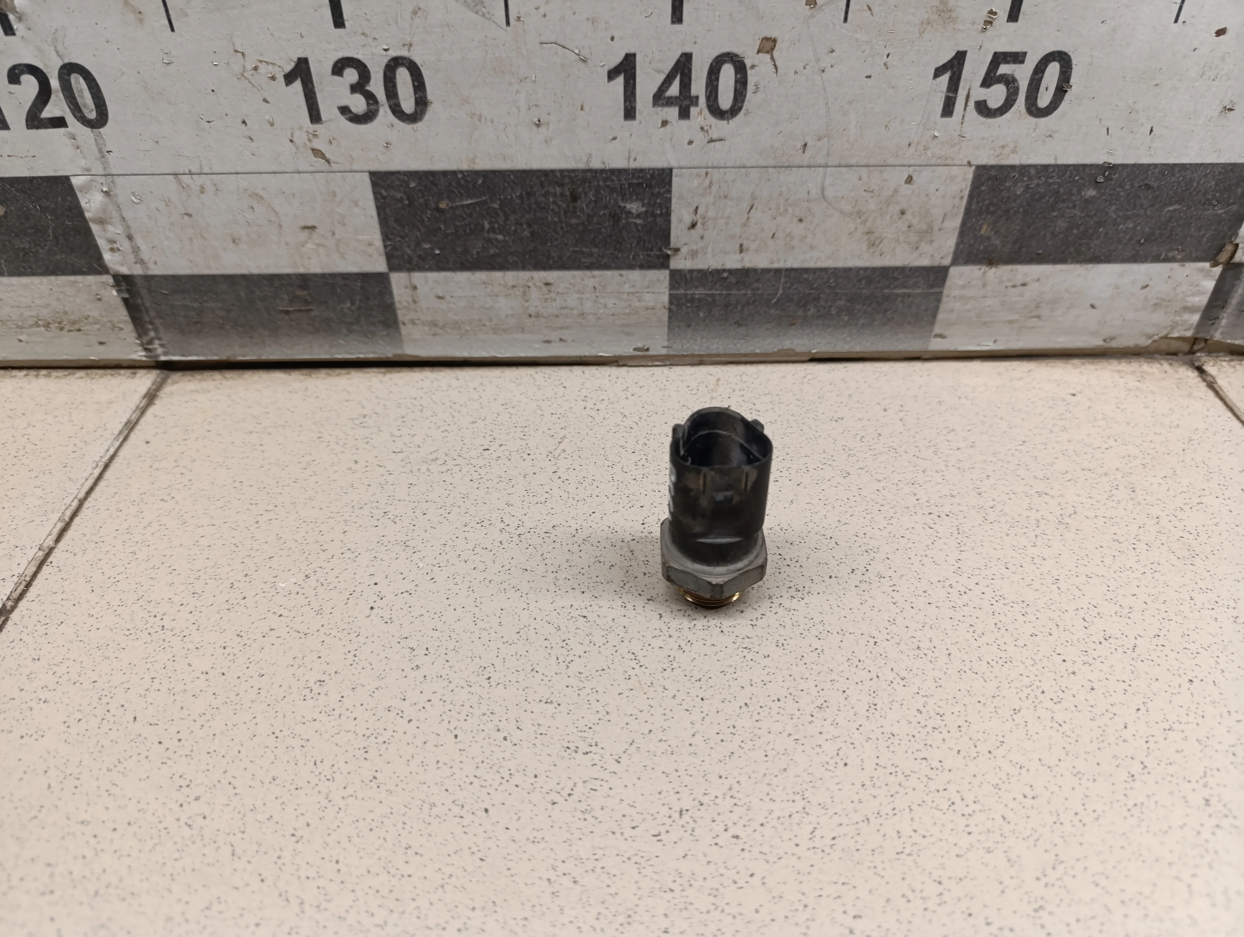 Датчик вкл.вентилятора 3х конт A3 (8L1) 1996-2003