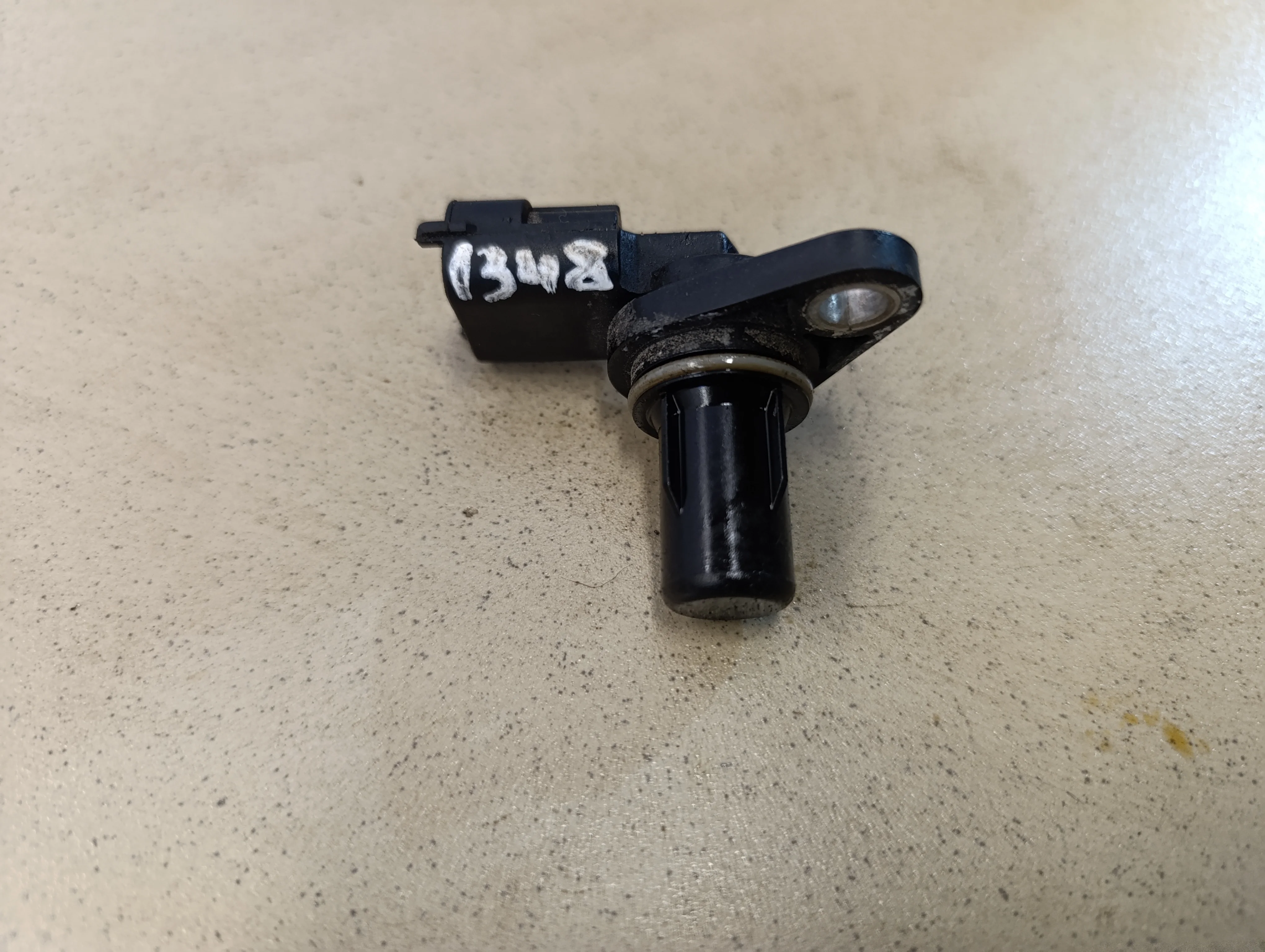 Датчик положения распредвала Solaris 2010-2017