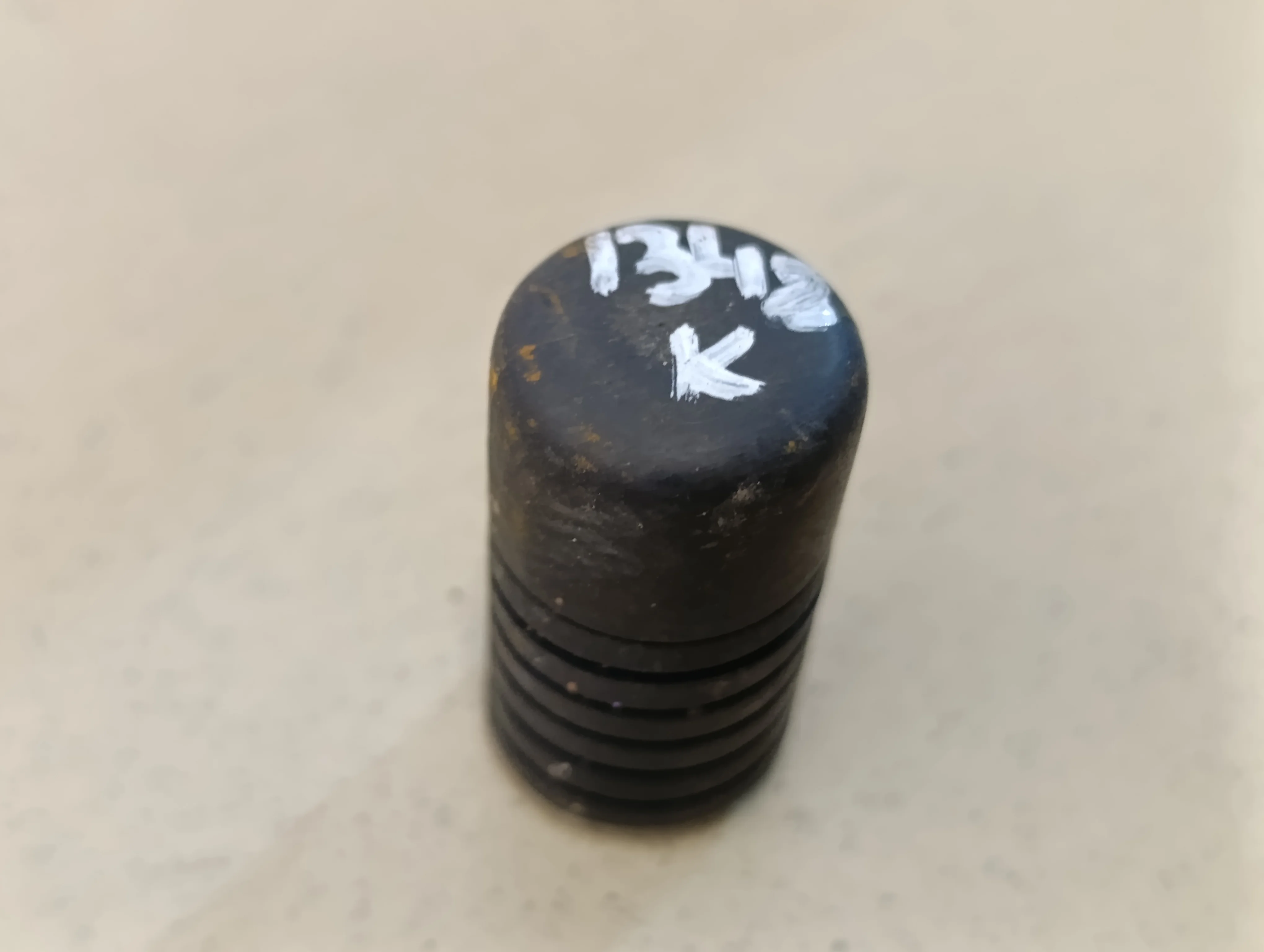 Отбойник капота Solaris 2010-2017