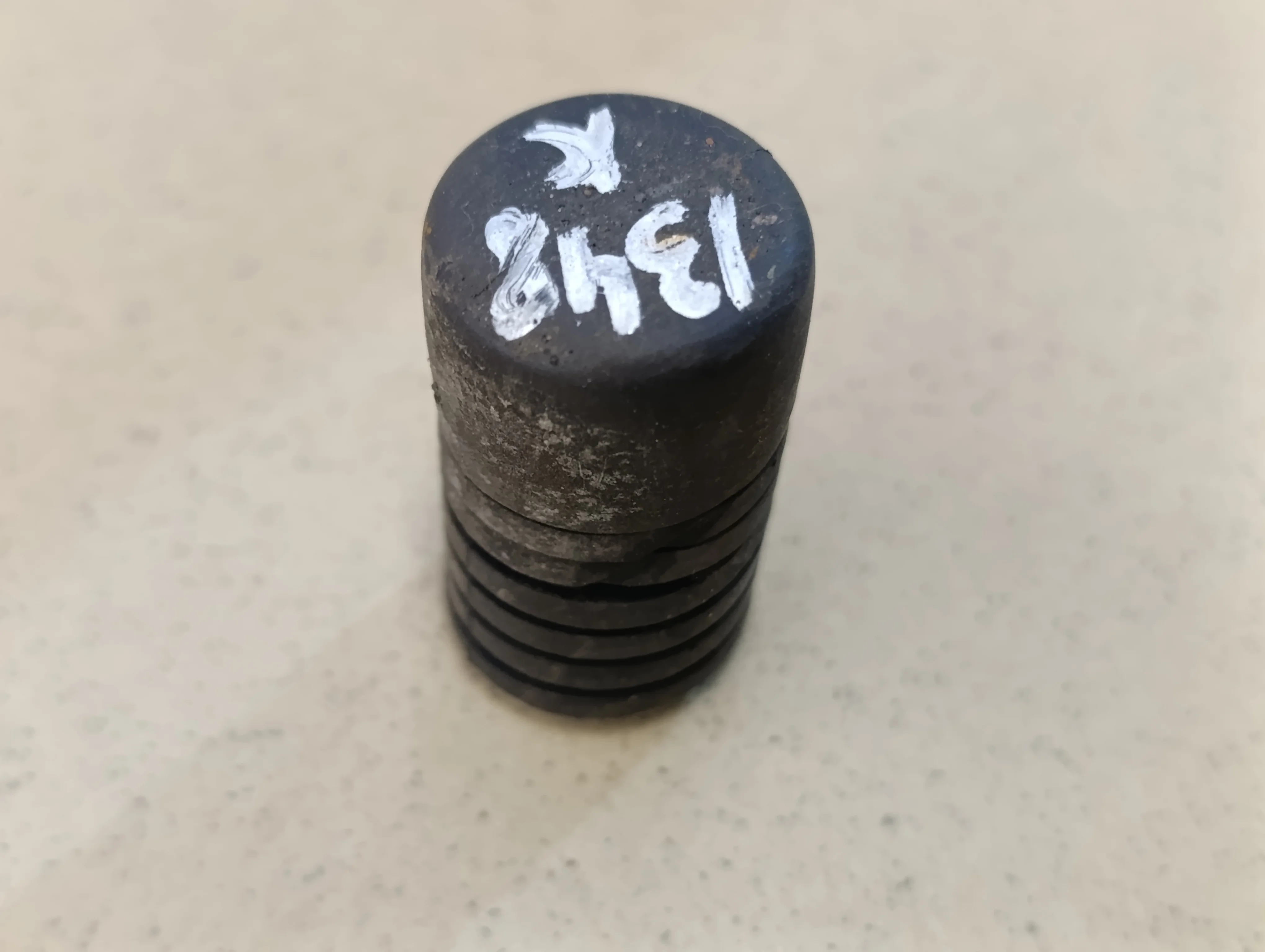 Отбойник капота Solaris 2010-2017