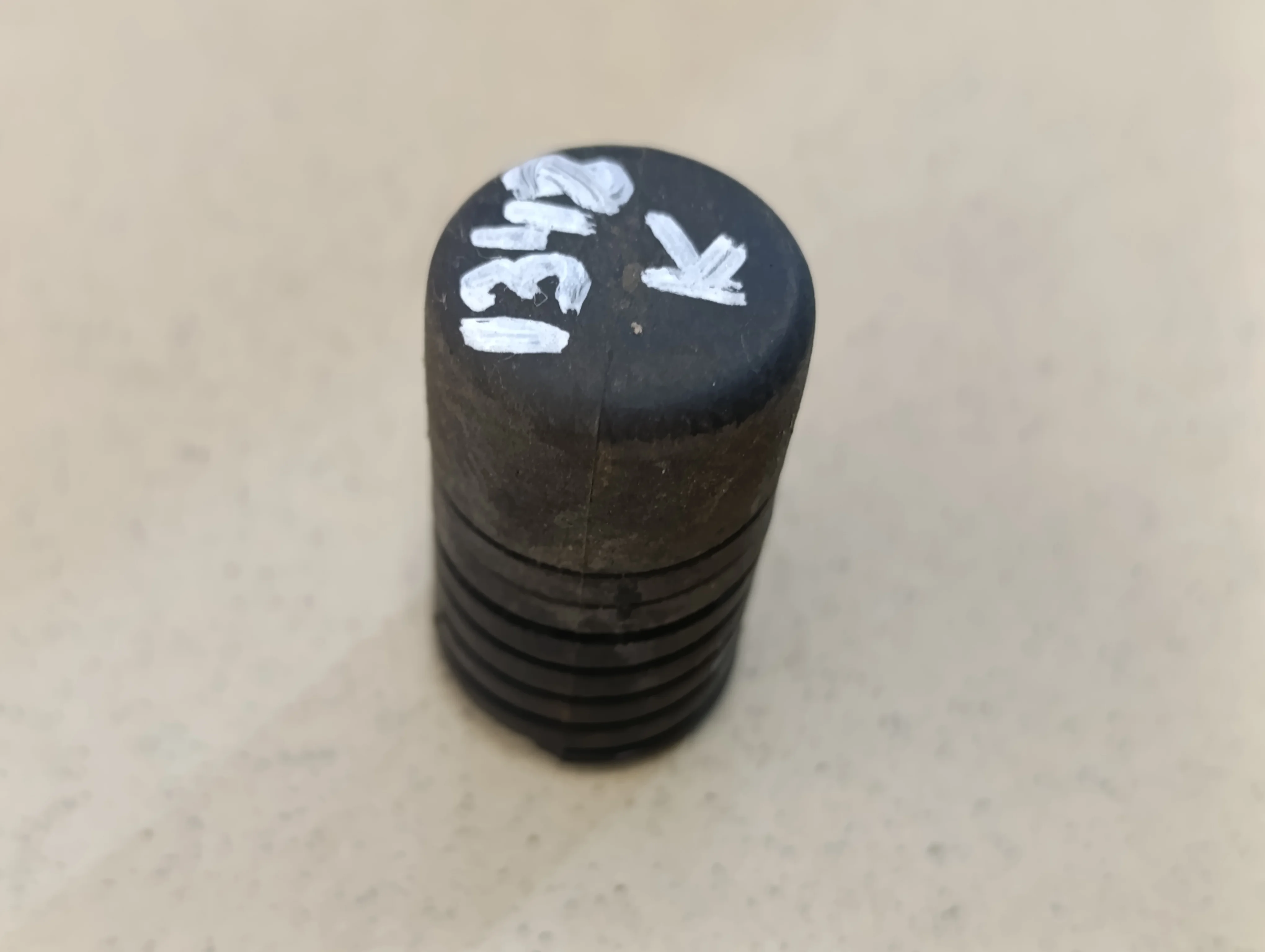 Отбойник капота Solaris 2010-2017