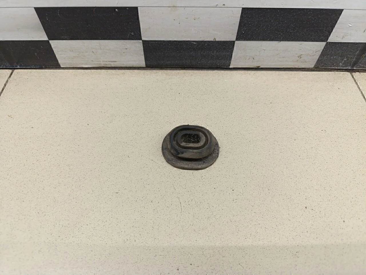 Подушка радиатора Fabia 2007-2015