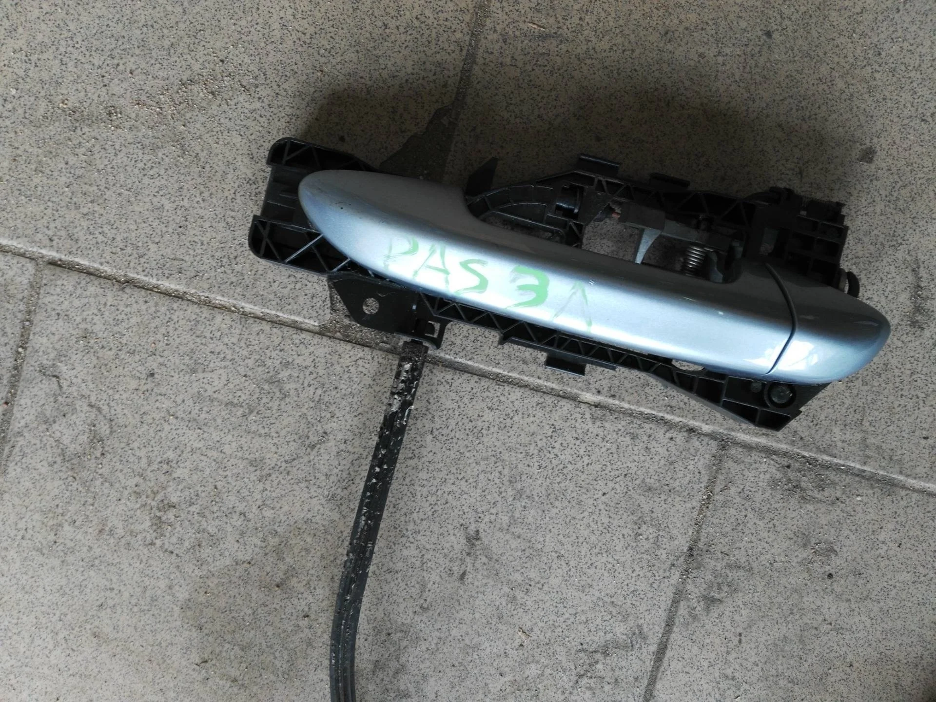 ручка наружная двери задней левой Volkswagen Passat B6  2008