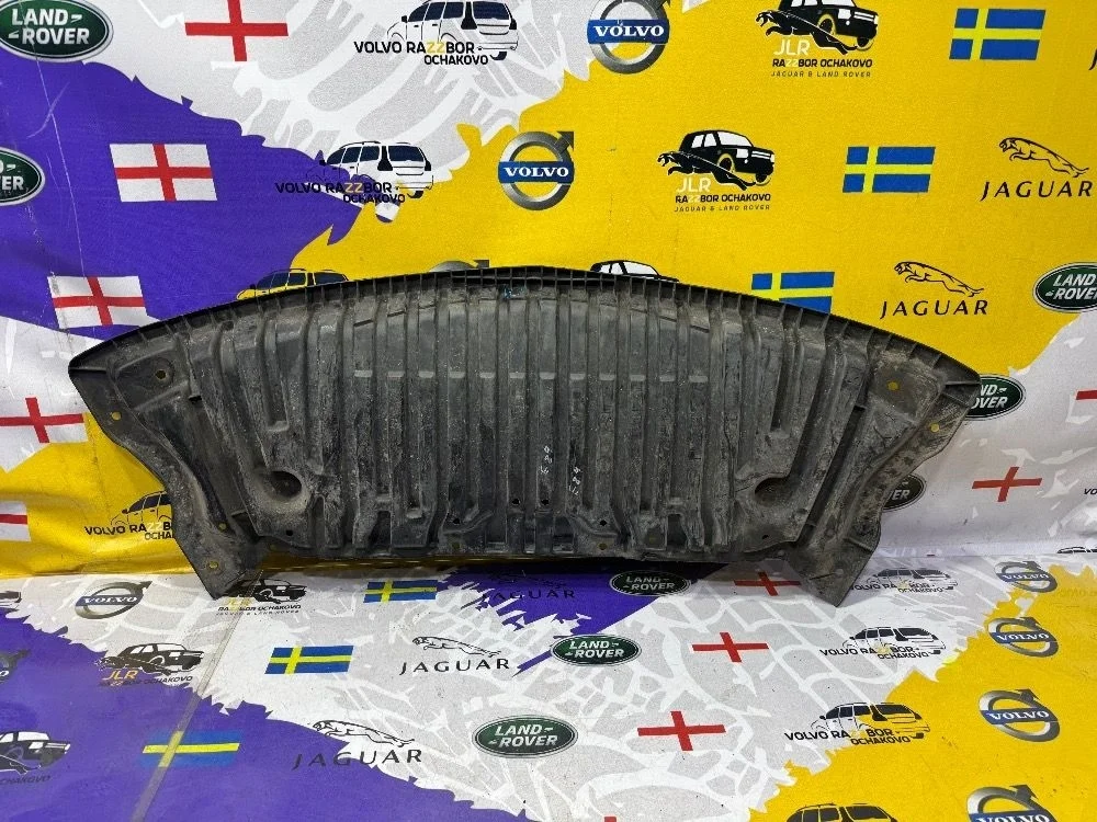 Пыльник двигателя центральный Mercedes E W212 E-класс W212/S212/C207/A207 (2009—2013)