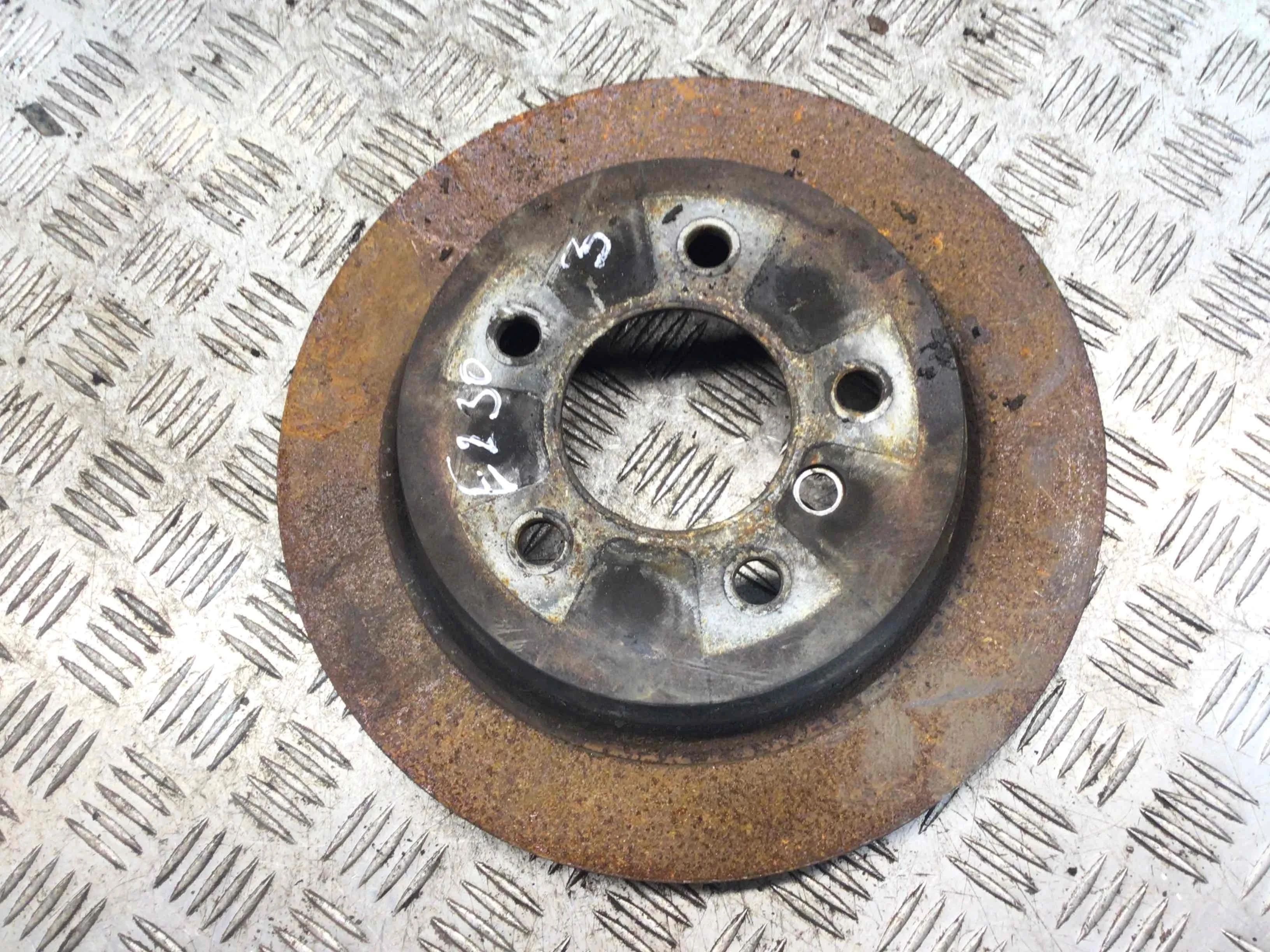 Диск тормозной задний BMW 3-Series 3-Series E90/E91/E92/E93 2005 - 2010 бензин 2.0 i Механика Универсал