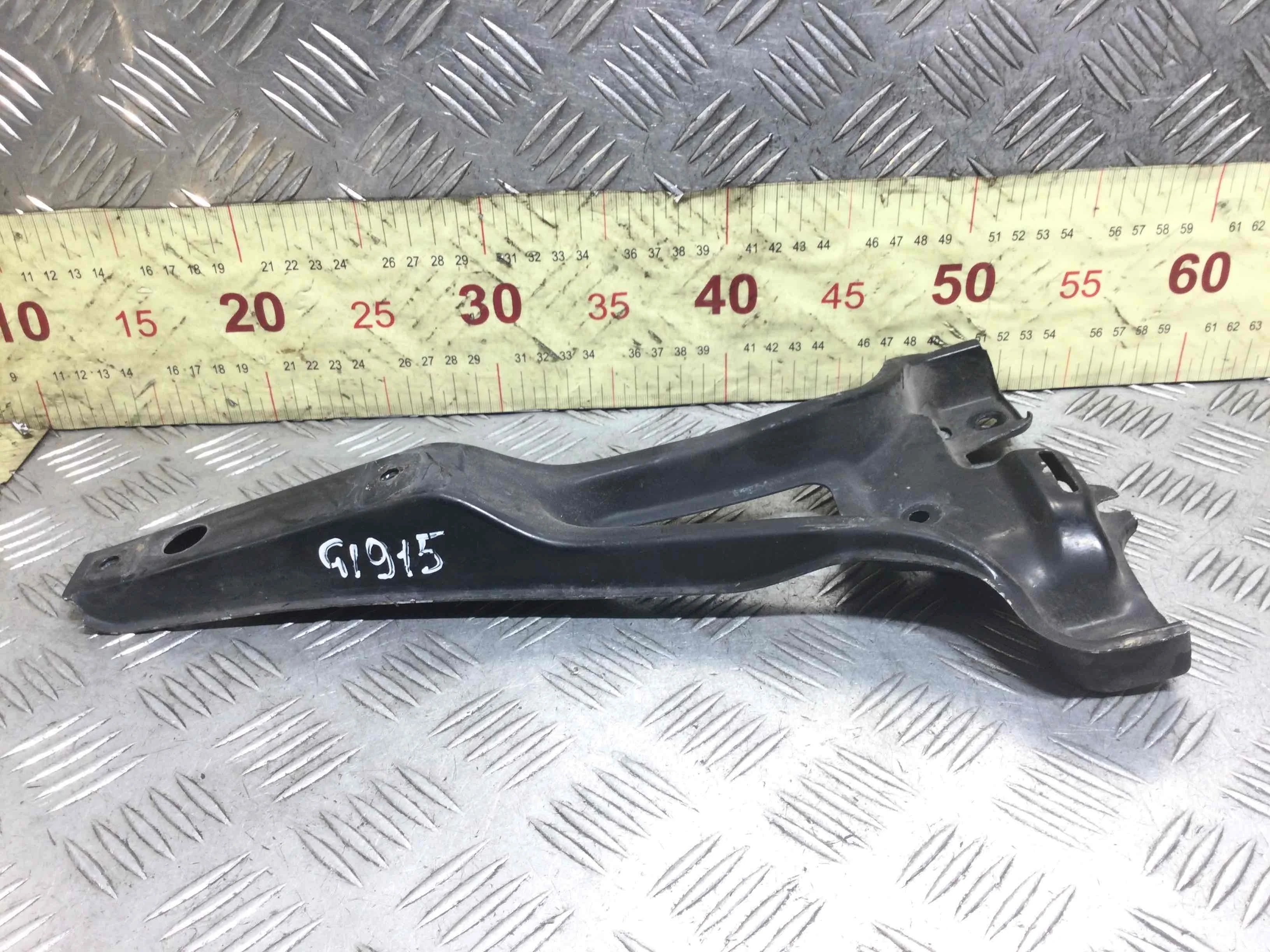 Кронштейн Volkswagen Golf 4 поколение (1997-2004) бензин 1.4 i Механика 5-дв, х/б