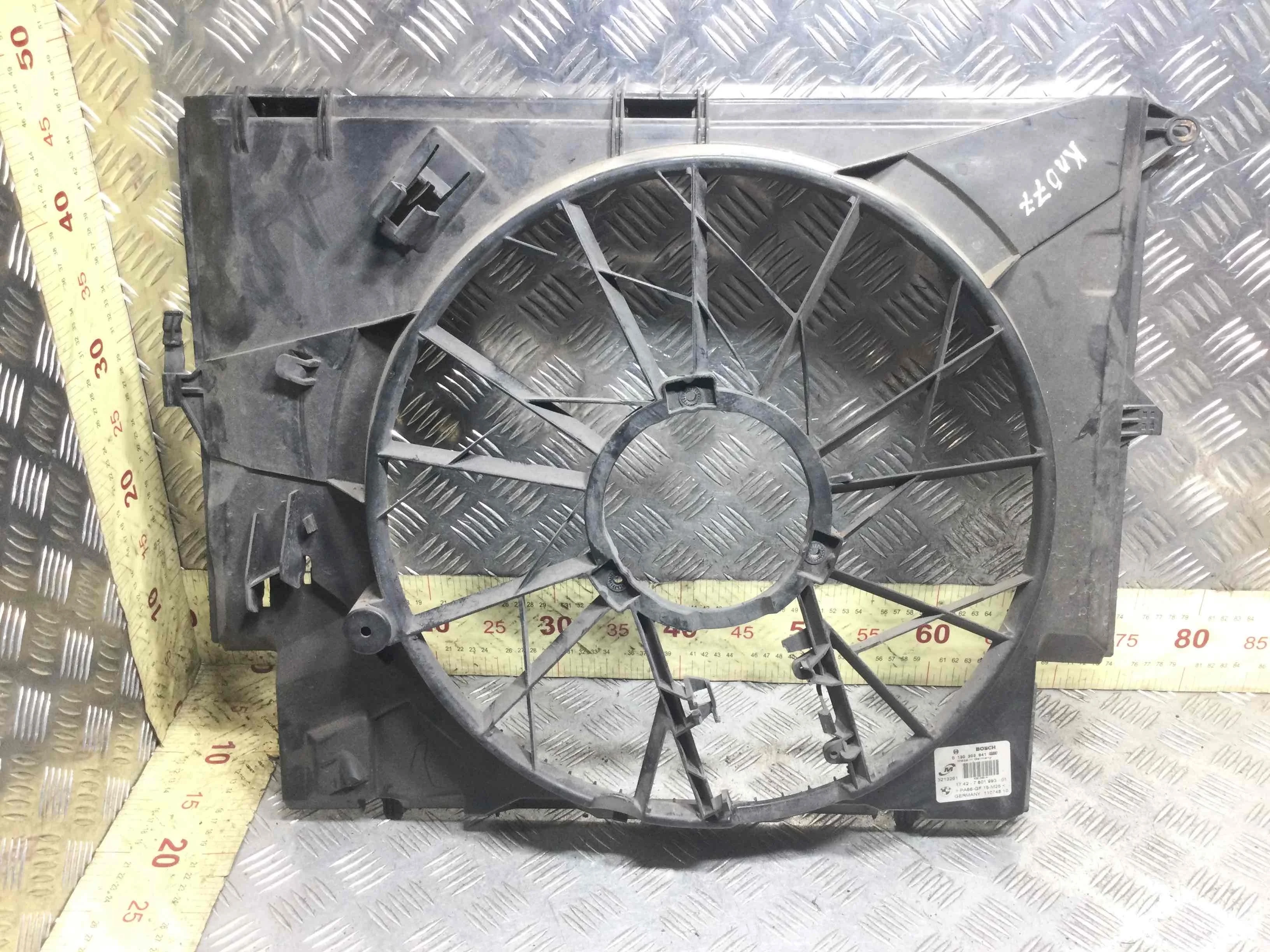 Диффузор вентилятора BMW 3-Series 3-Series E90/E91/E92/E93 2005 - 2010 дизель 2.0   Седан