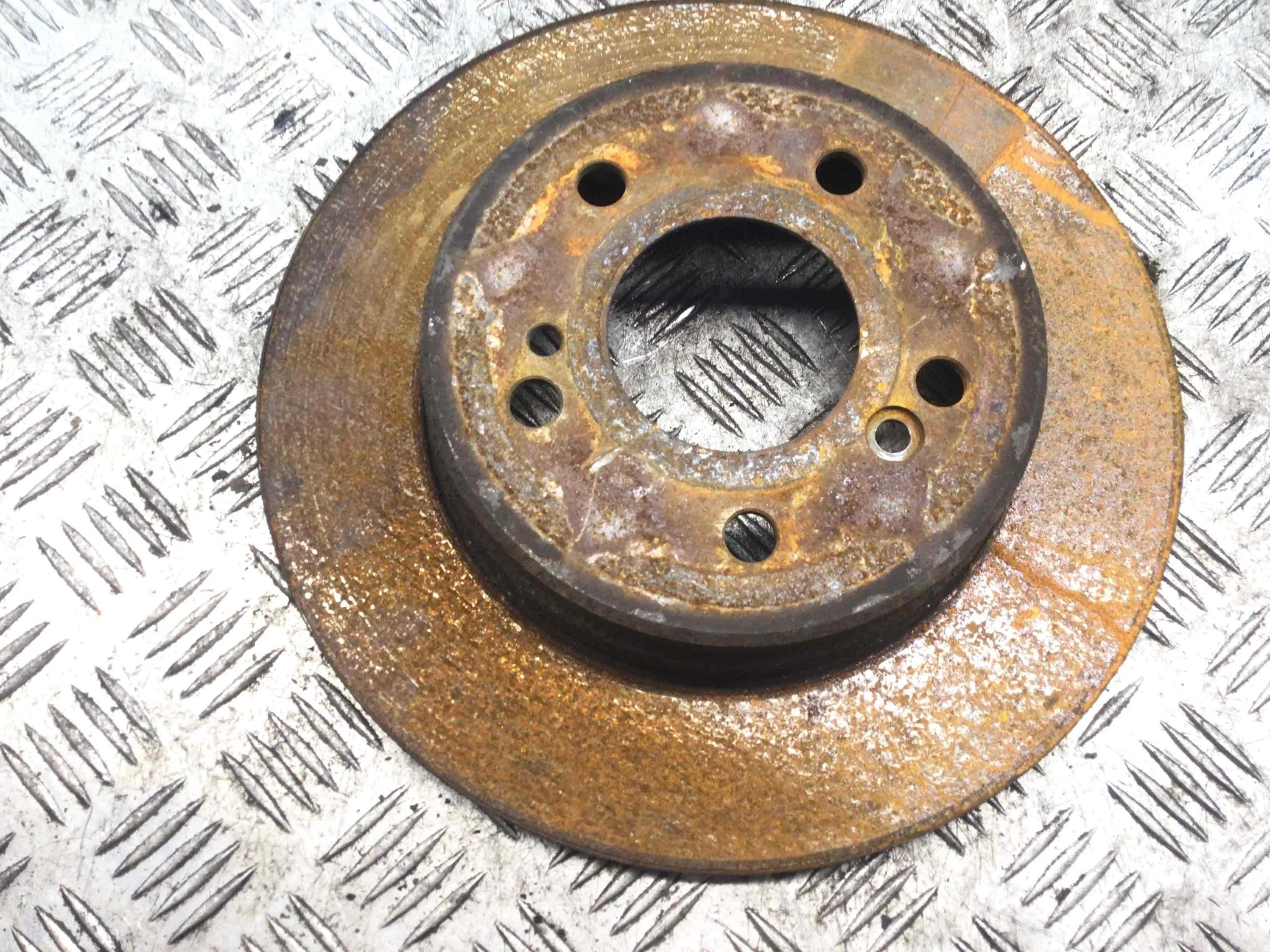 Диск тормозной задний Mercedes CLC CL203 [рестайлинг] (2008-2011) бензин 1.8 i Автомат Купе