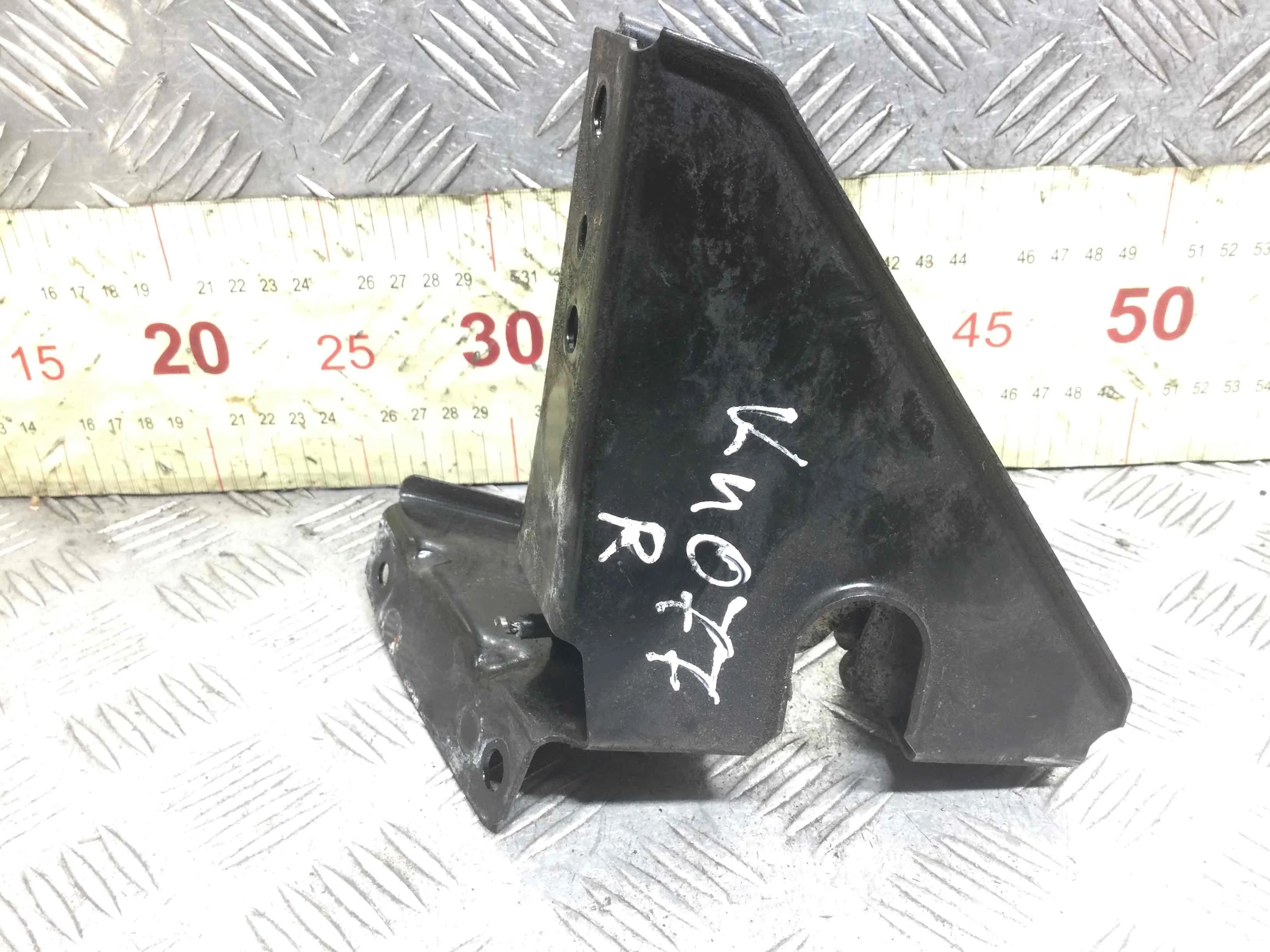 Замок капота BMW 3-Series 3-Series E90/E91/E92/E93 2005 - 2010 дизель 2.0   Седан