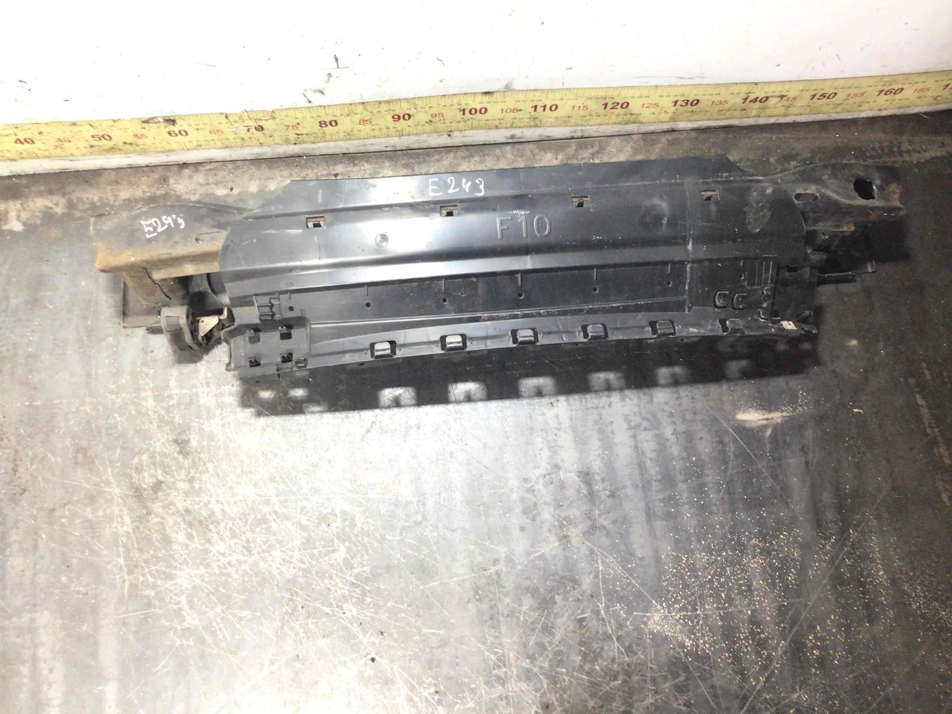 Усилитель бампера заднего BMW 5-Series F10/F11/GT F07 (2009-2013) бензин 2.0 i Автомат Универсал