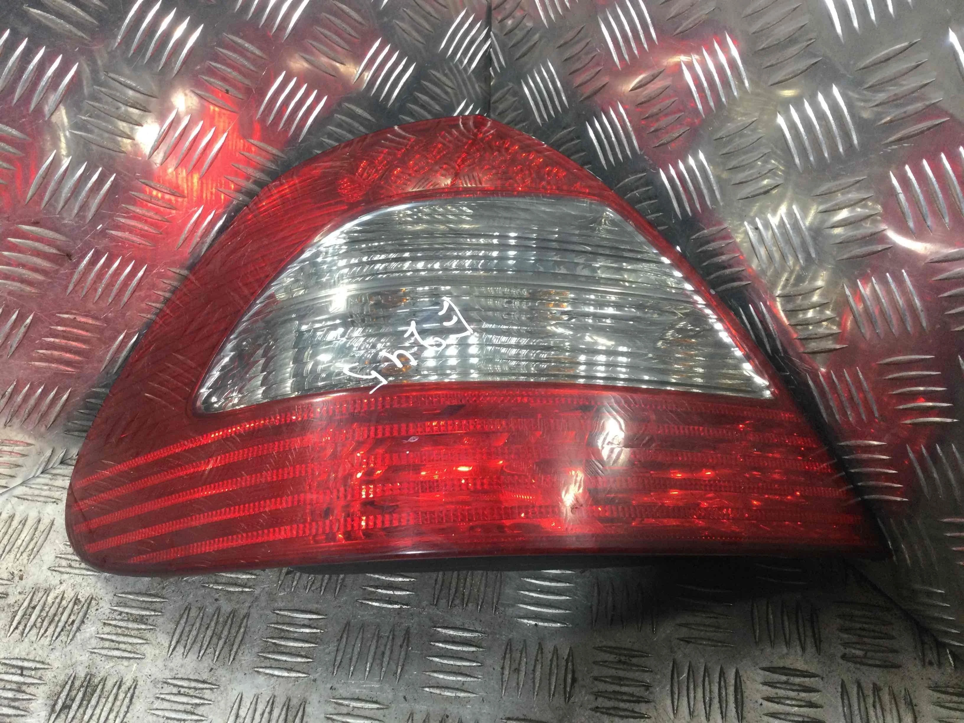 Фонарь задний левый Mercedes E-klasse E-klasse (W211) 2002 - 2009 дизель 3.0 CDI Автомат Седан