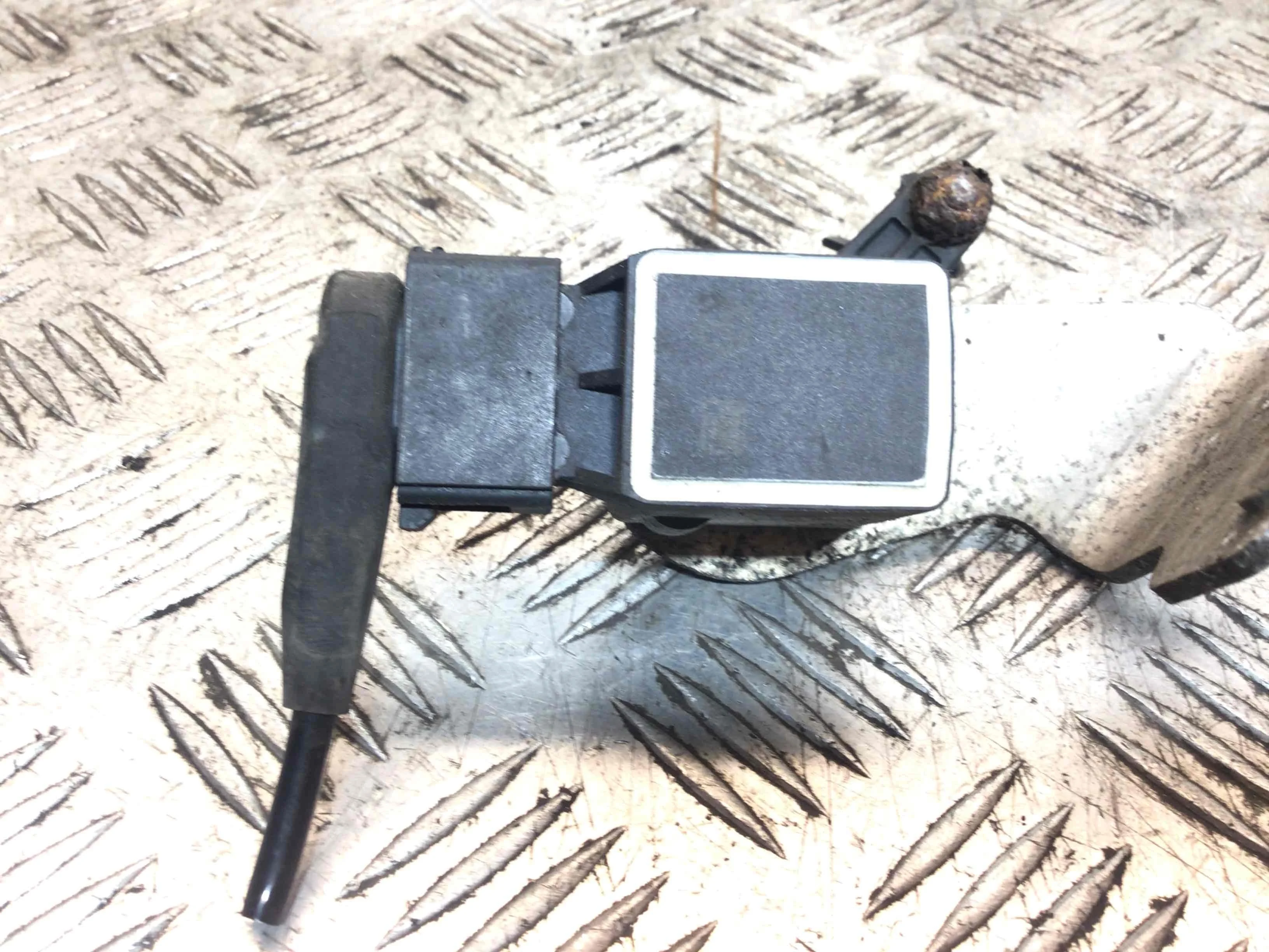 Датчик положения кузова Mercedes E-klasse E-klasse (W211) 2002 - 2009 дизель 2.2 CDI Автомат Седан