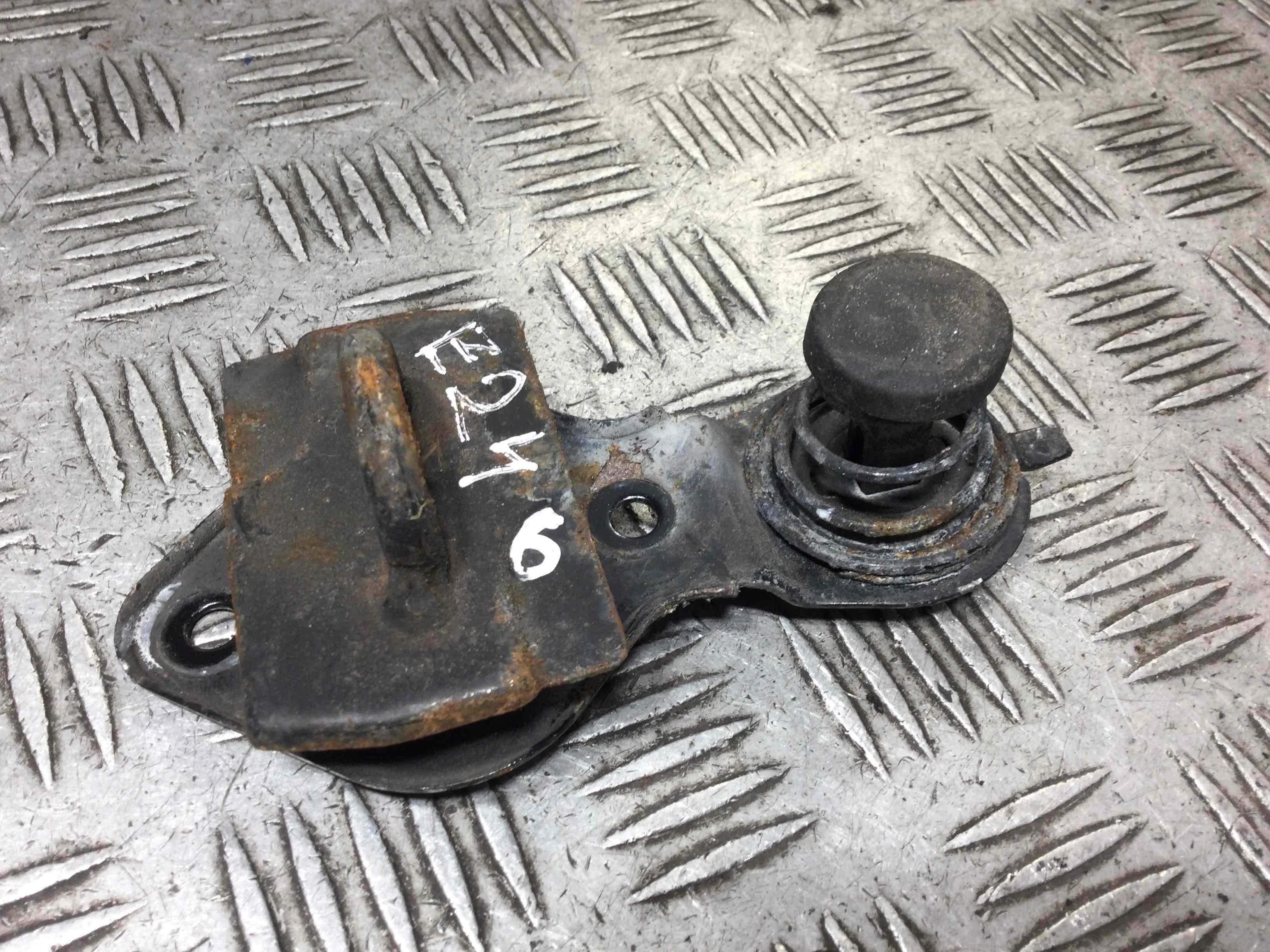 Замок капота Mercedes E-klasse E-klasse (W211) 2002 - 2009 дизель 2.2 CDI Автомат Седан