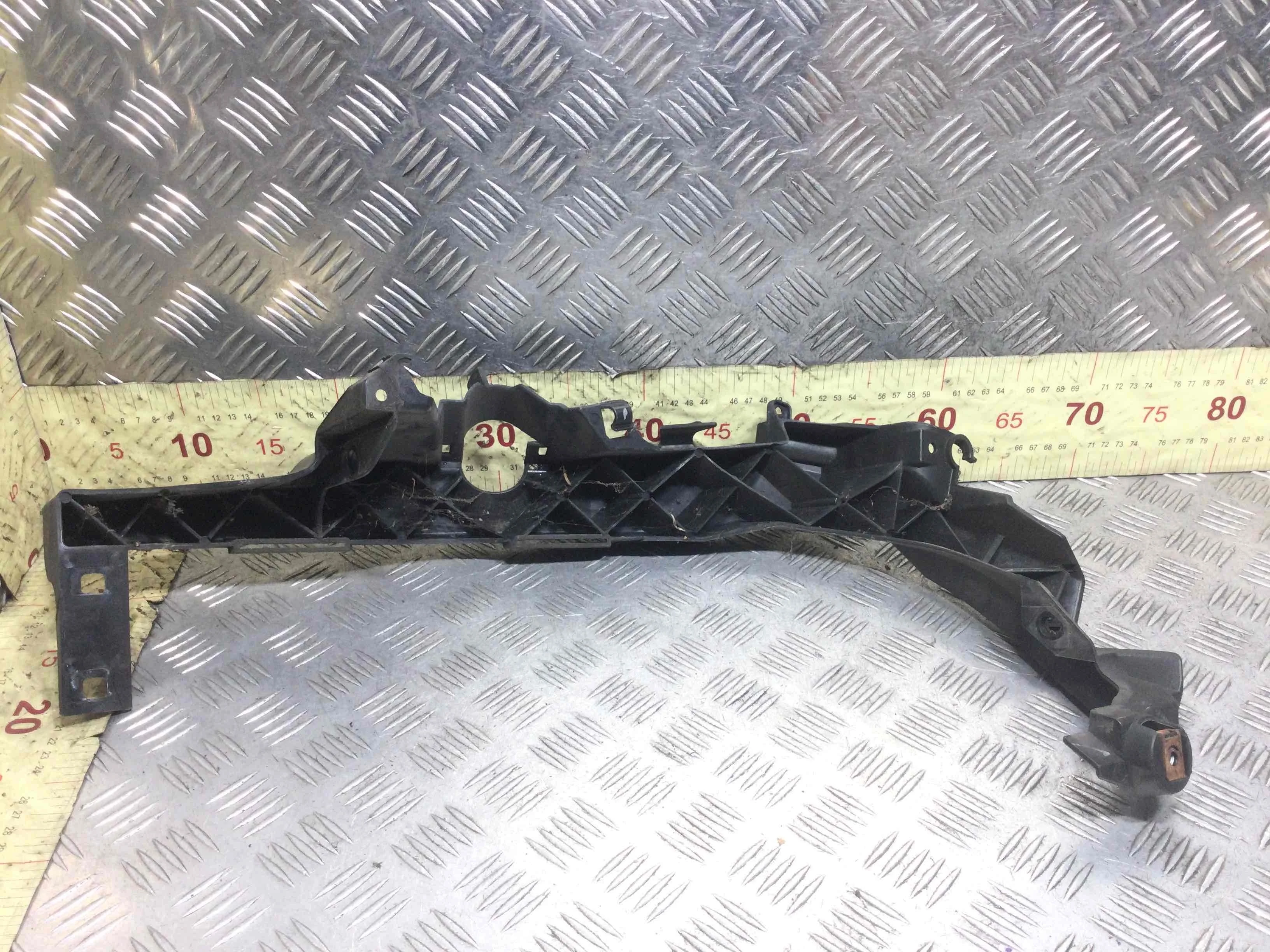 Крепление фары левой BMW 3-Series 3-Series E90/E91/E92/E93 2005 - 2010 бензин 2.0 i Автомат Седан