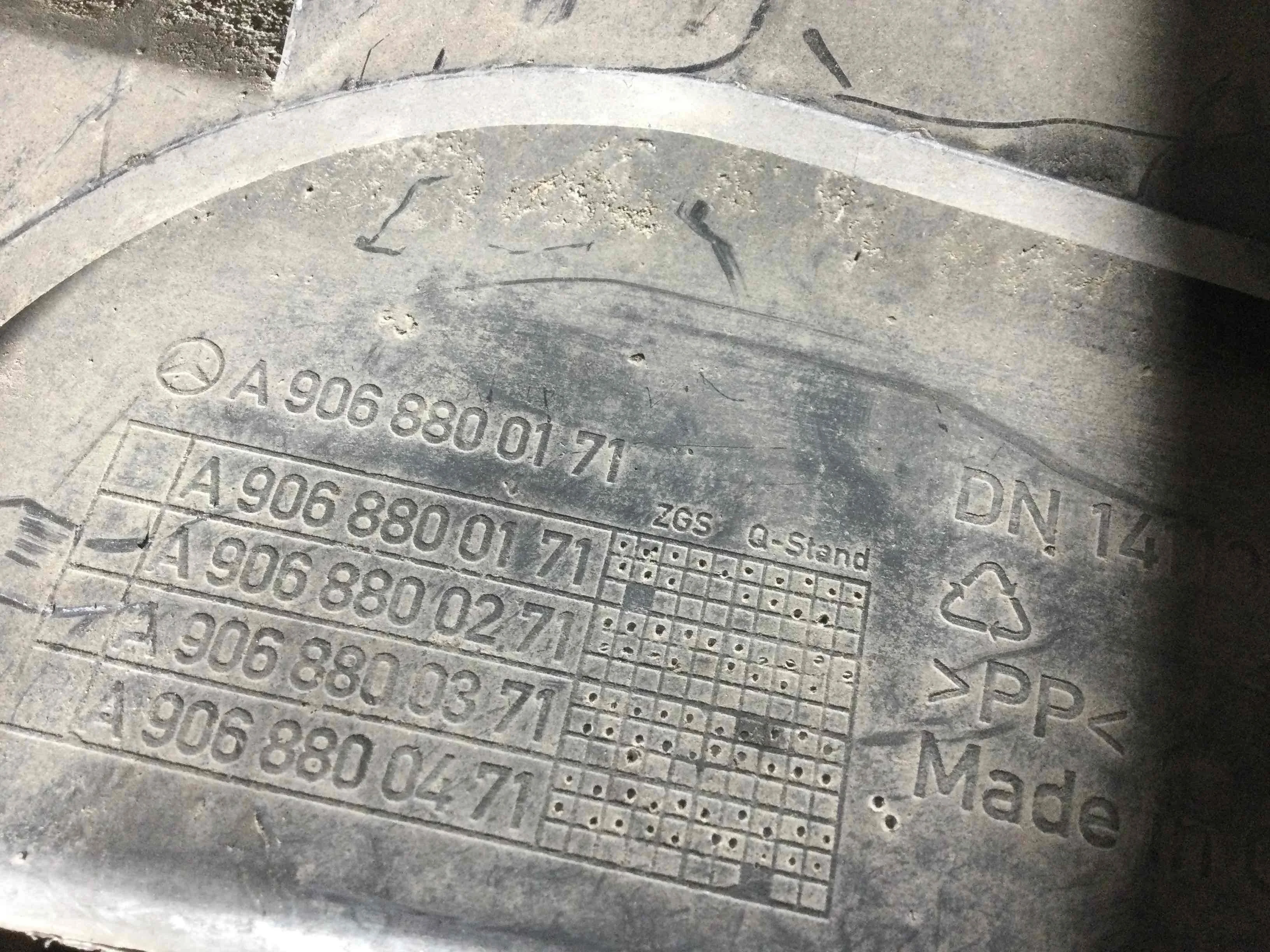 Бампер задний Mercedes Sprinter W906 [рестайлинг] (2013-2018) дизель 2.2 CDI Механика Микроавтобус