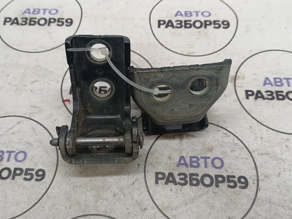 Петля двери Citroen C4 II (2010—2016)