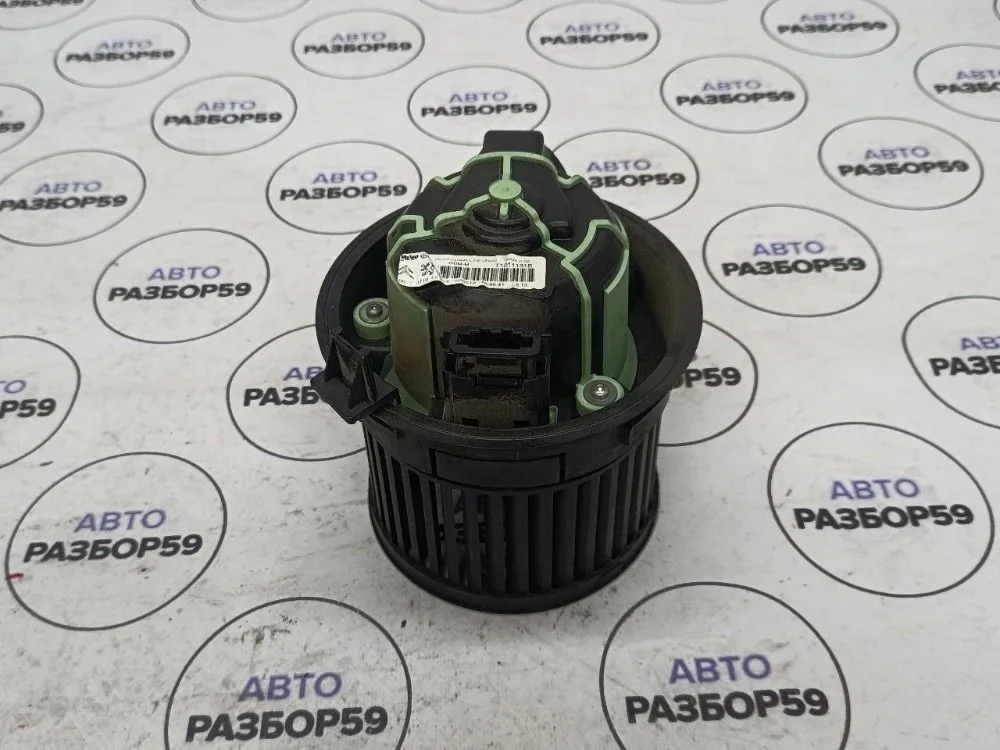 Моторчик печки Citroen C4 II (2010—2016)