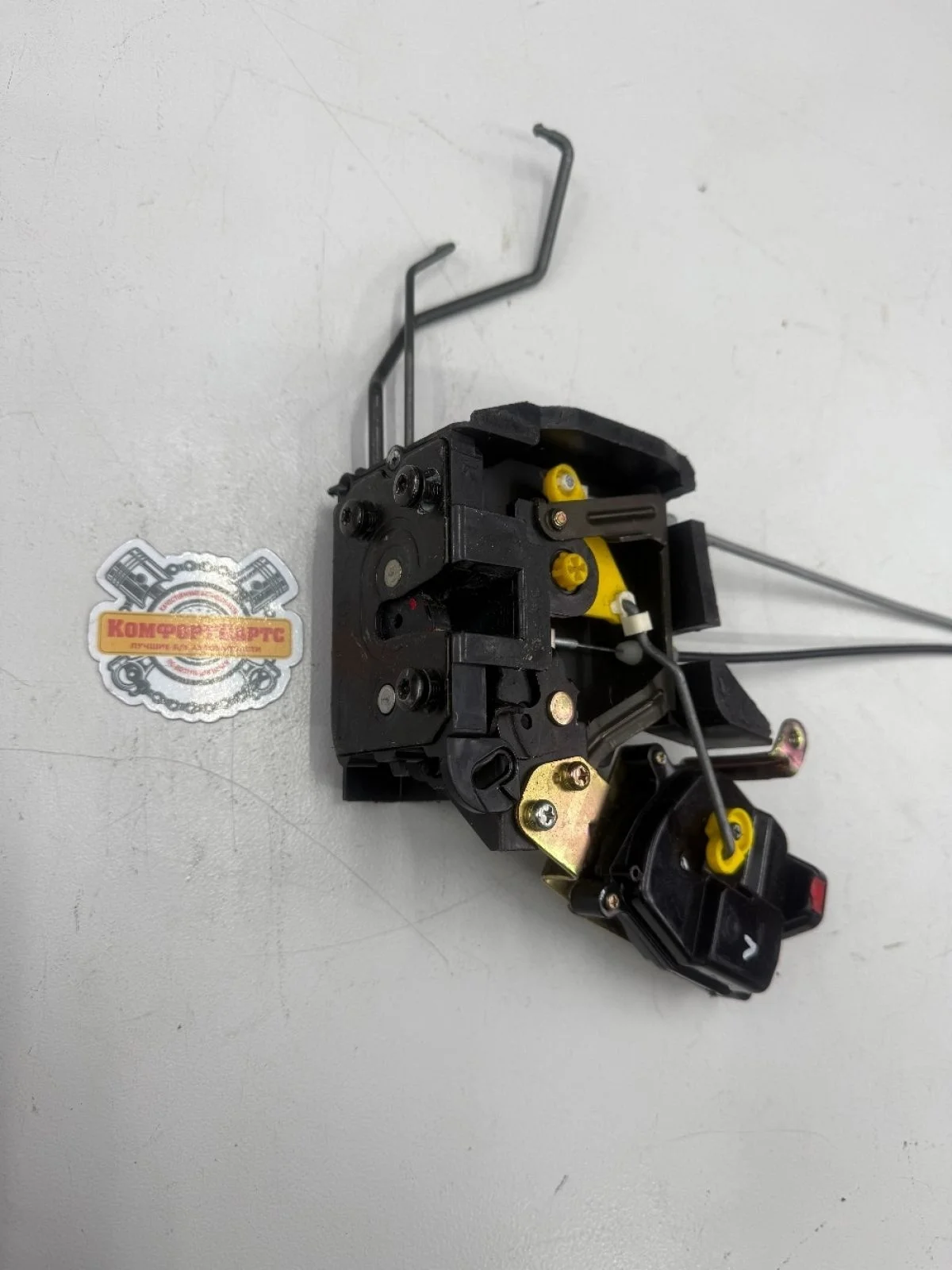 Замок двери передней левой Kia Rio II (2005—2009)