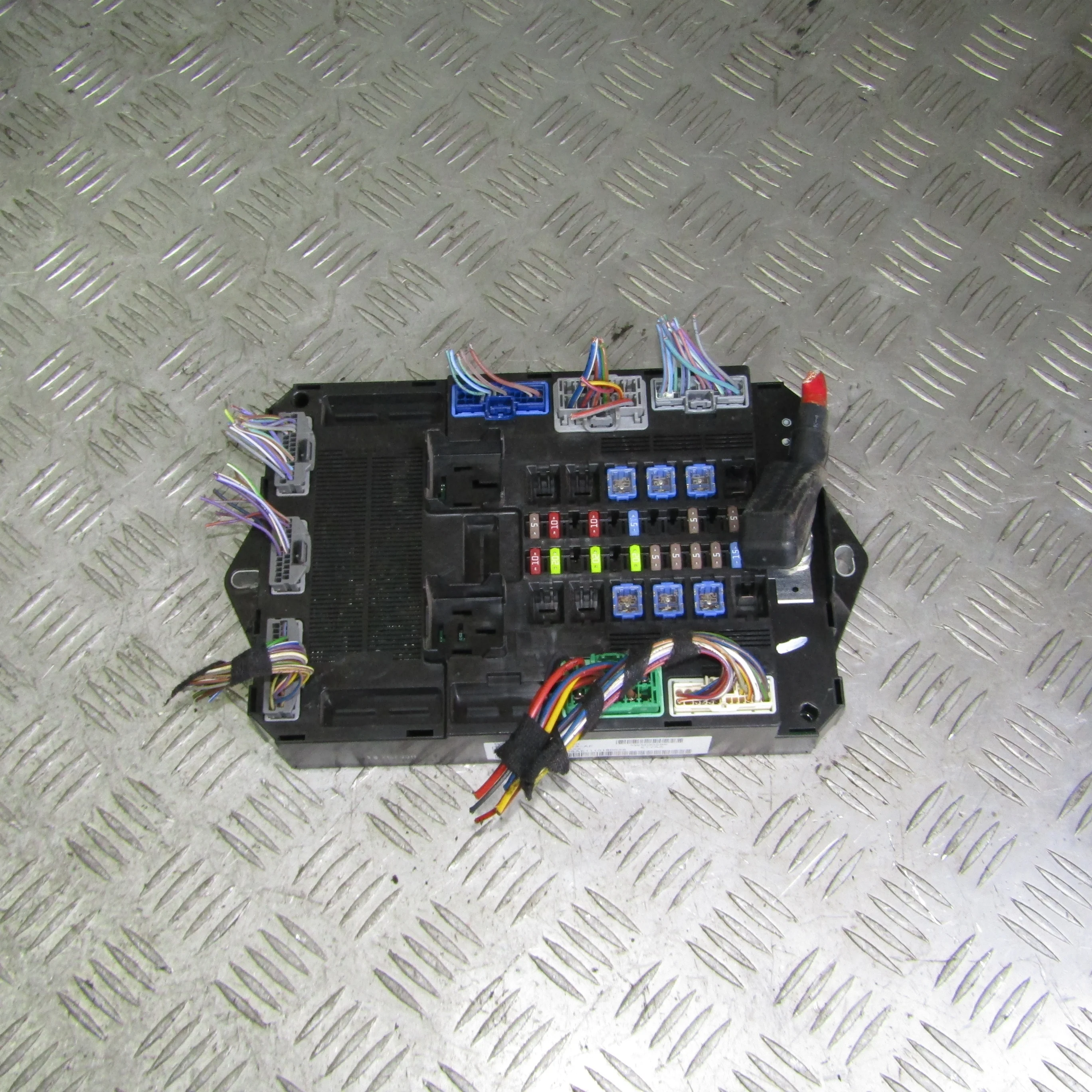 Блок предохранителей передний (салон) JAGUAR XF I