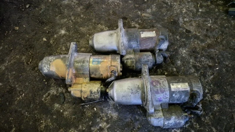 Стартер Nissan CEFIRO 2000 A33