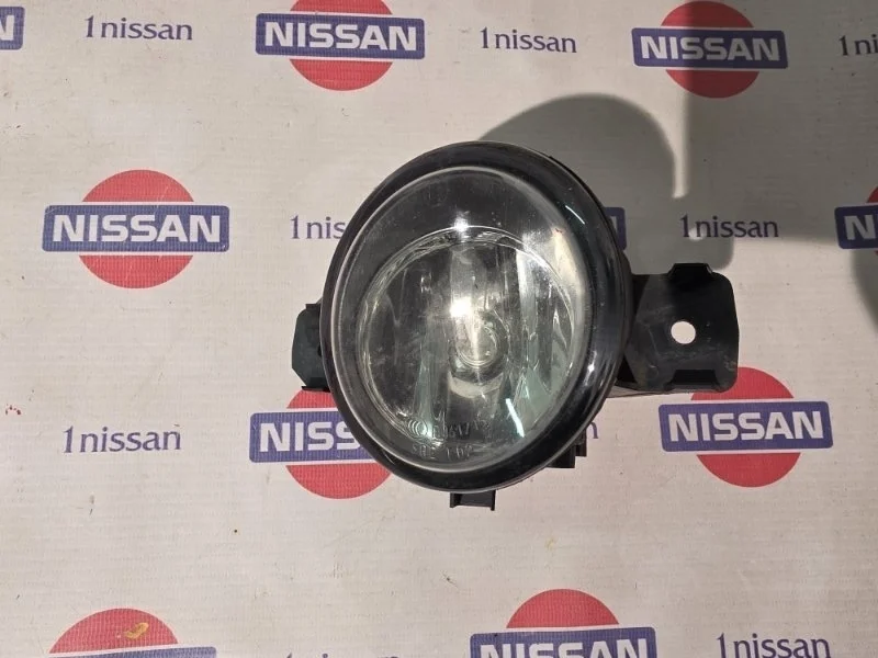 Фара противотуманная Nissan X Trail 2017 261508994A T32 M9R, передняя правая