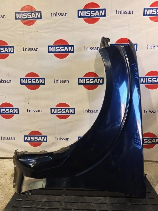 Крыло Nissan Navara 2014 F31014X0MA D40 V9X, переднее левое