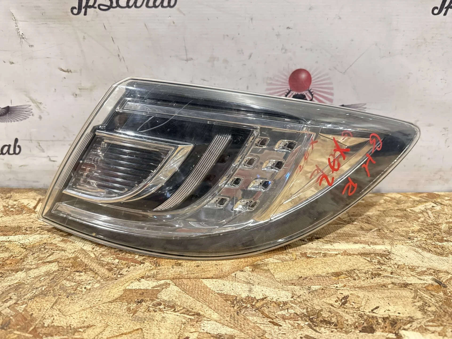 Фонарь задний правый Mazda 6 GH Спорт