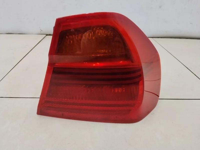 Фонарь наружный задний правый BMW 3-Series E90