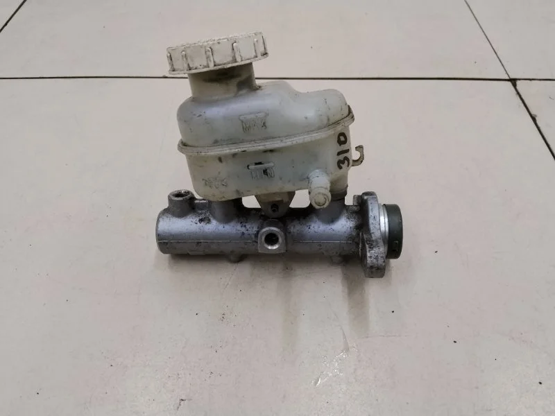 Цилиндр тормозной главный Mitsubishi Lancer 9 CS