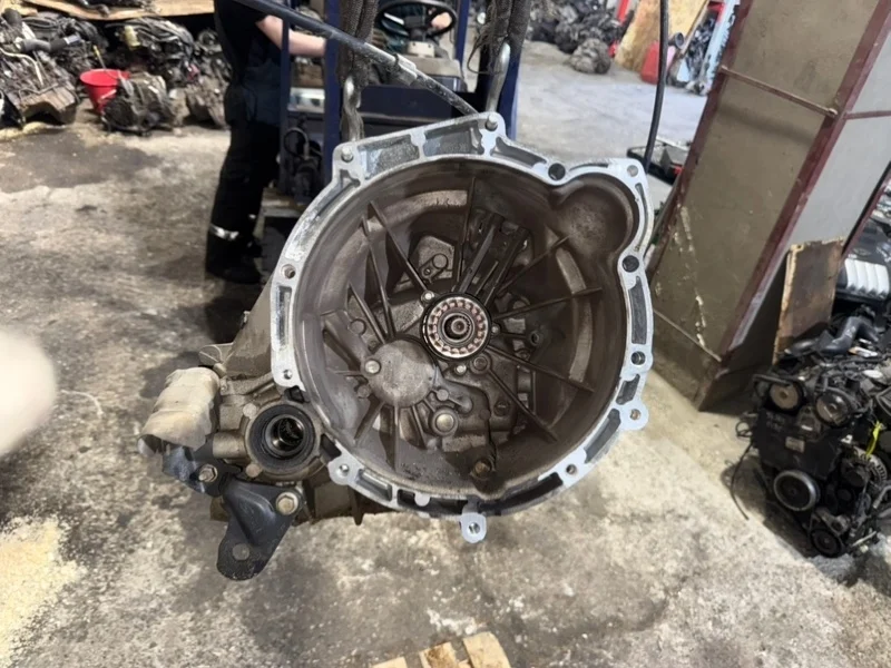 МКПП контрактная Ford Focus 2014 ХЕТЧБЕК 1.6 IQDB