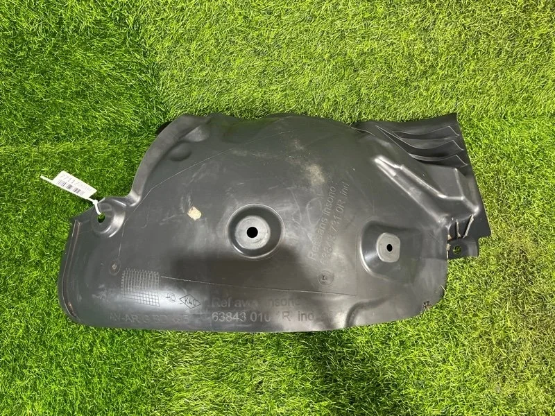 Подкрылок Renault Megane 2011 638430101R B95 M4R, передний левый