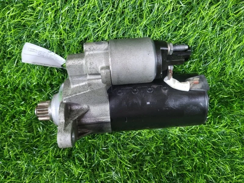 Стартер Volkswagen Passat 2007 02E911023L B6 AXZ 3.2