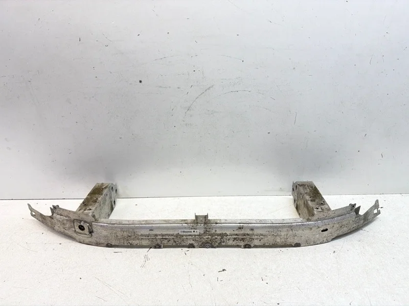 Усилитель бампера BMW 5er 2016-2020 G30