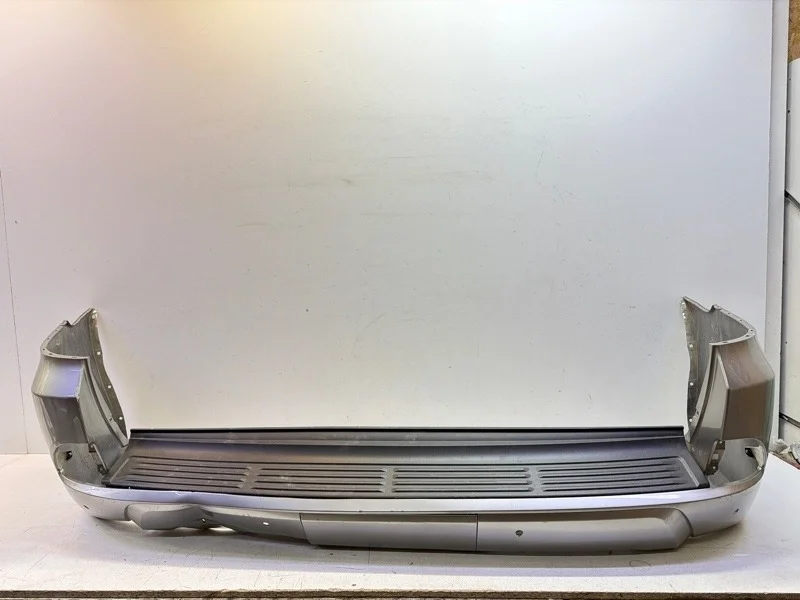 Бампер Lexus LX570 2015-2022 3